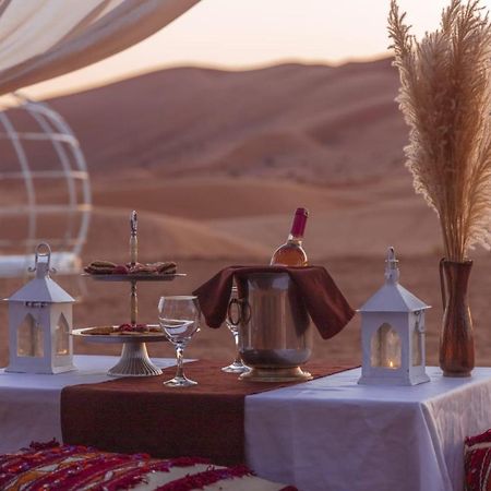 Sahara Dunes Luxury Camp Merzouga Bagian luar foto