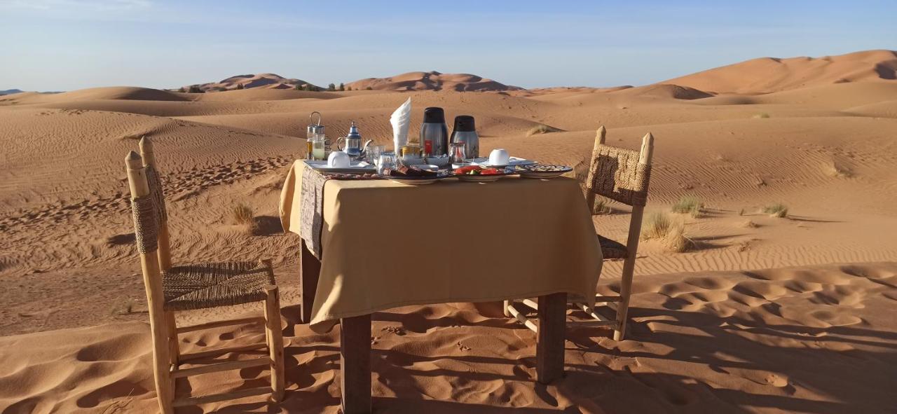 Sahara Dunes Luxury Camp Merzouga Bagian luar foto