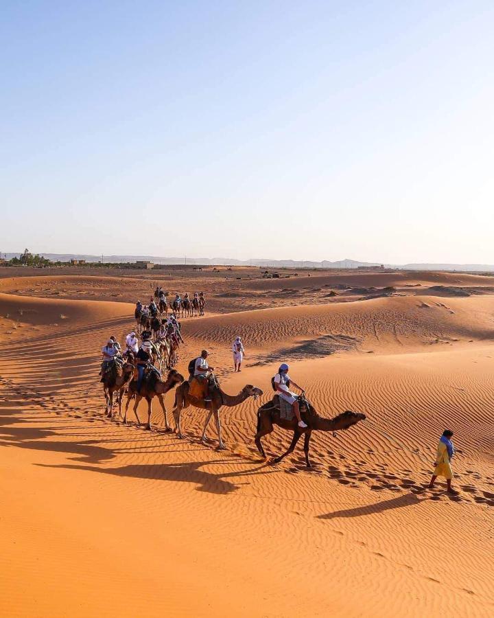 Sahara Dunes Luxury Camp Merzouga Bagian luar foto