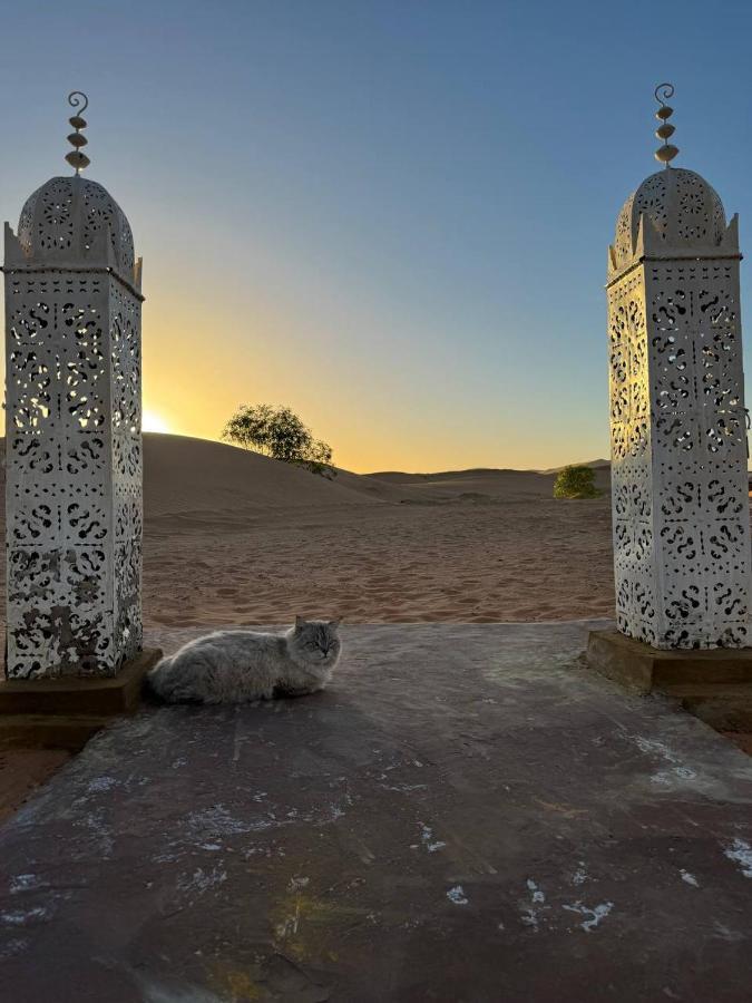 Sahara Dunes Luxury Camp Merzouga Bagian luar foto