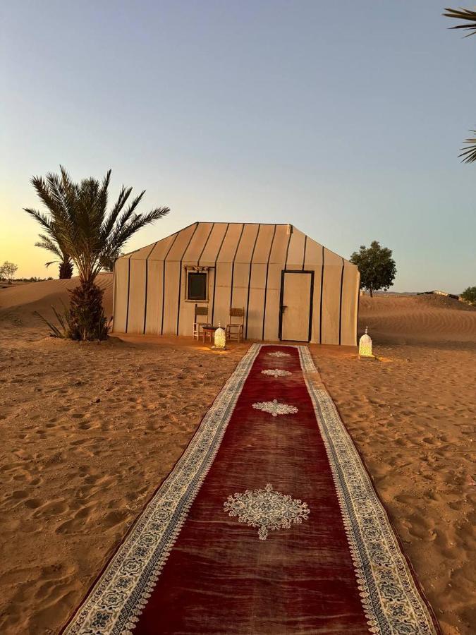 Sahara Dunes Luxury Camp Merzouga Bagian luar foto