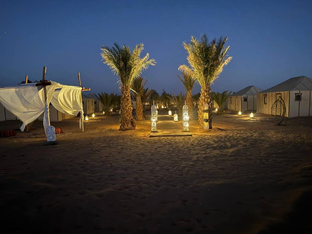 Sahara Dunes Luxury Camp Merzouga Bagian luar foto