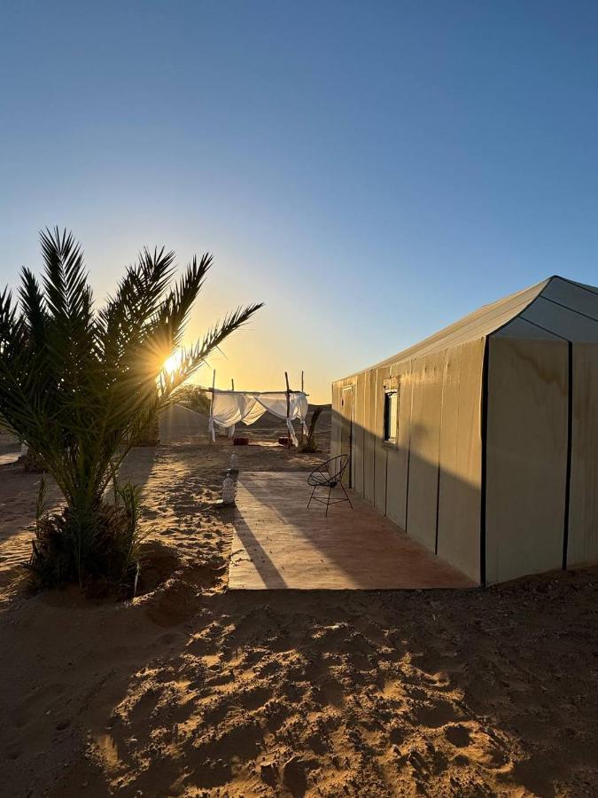 Sahara Dunes Luxury Camp Merzouga Bagian luar foto