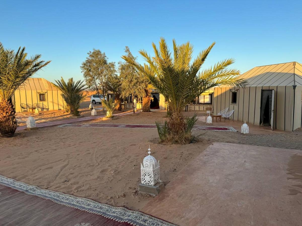 Sahara Dunes Luxury Camp Merzouga Bagian luar foto