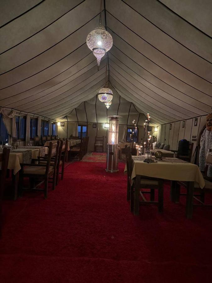 Sahara Dunes Luxury Camp Merzouga Bagian luar foto