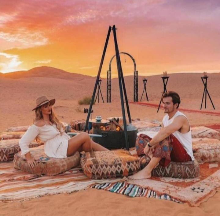 Sahara Dunes Luxury Camp Merzouga Bagian luar foto